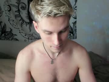 Milahator Chaturbate stream image from February 03, 2025