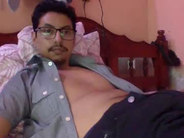 Angelmontt Chaturbate stream image from February 03, 2025