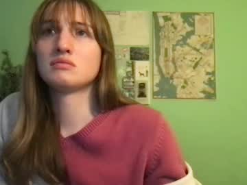 Esthergreyplus Chaturbate stream image from February 03, 2025