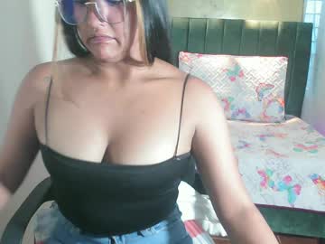 Zara_Bs Chaturbate stream image from February 03, 2025