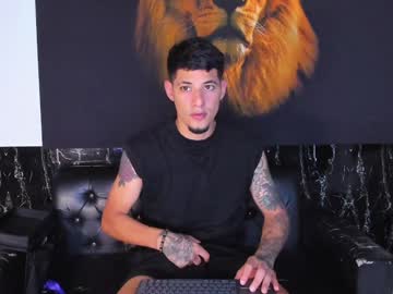 Kyle_Smithx Chaturbate stream image from February 03, 2025