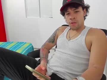 Snakedxck Chaturbate stream image from February 03, 2025