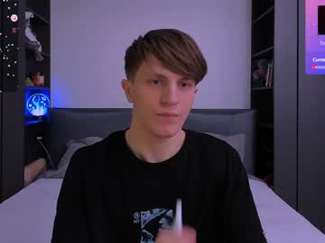 Curtis_Crew Chaturbate stream image from February 04, 2025