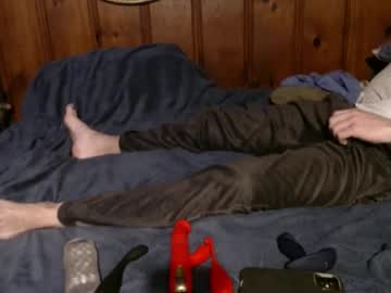 Daddydylan617 Chaturbate stream image from February 04, 2025