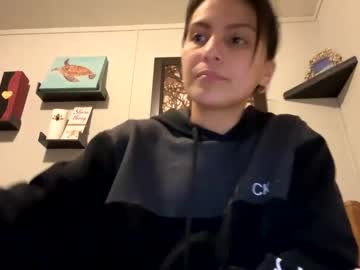 Dafnecloutier Chaturbate stream image from February 04, 2025