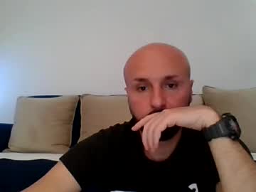 Mreldza Chaturbate stream image from February 04, 2025