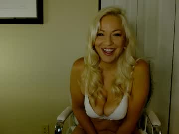 Summerishotter Chaturbate stream image from February 04, 2025