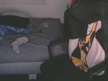 Bddilly7 Chaturbate stream image from February 04, 2025