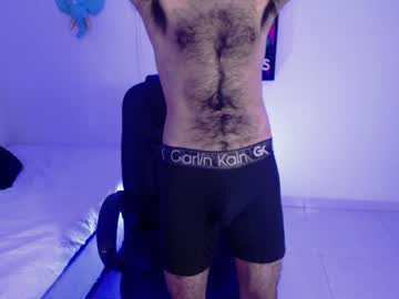 Ianhairyxxx Chaturbate stream image from February 04, 2025