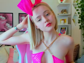Lola_Blondy Chaturbate stream image from February 04, 2025