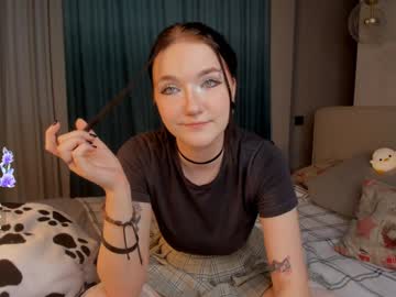 Pureandinnocenta Chaturbate stream image from February 04, 2025