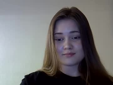 Shynesssi Chaturbate stream image from February 04, 2025