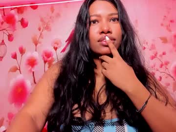 Thais_Waldrof Chaturbate stream image from February 04, 2025