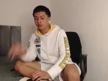 Alex__Lover Chaturbate stream image from February 04, 2025