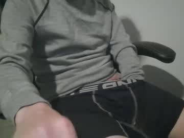 Bigbluesky123065 Chaturbate stream image from February 04, 2025