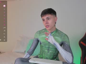 Dustinlevine Chaturbate stream image from February 04, 2025