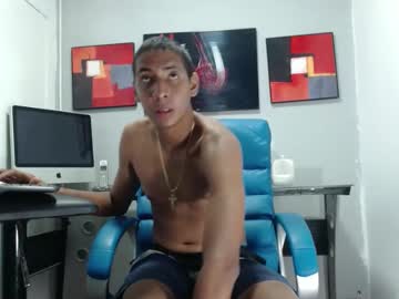 Wilses_Carpeex Chaturbate stream image from February 04, 2025