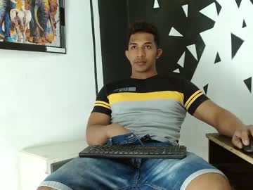 Yeiko_Park23 Chaturbate stream image from February 04, 2025
