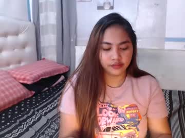 Yhang_Slut Chaturbate stream image from February 04, 2025
