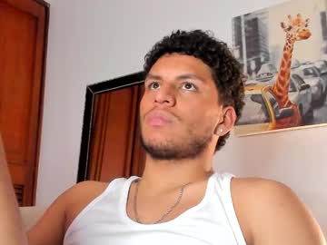 Zkyshot Chaturbate stream image from February 04, 2025