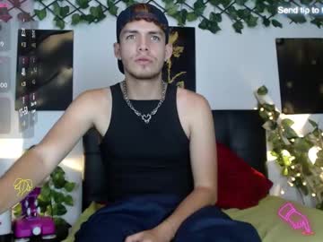 Anndrw_ Chaturbate stream image from February 04, 2025