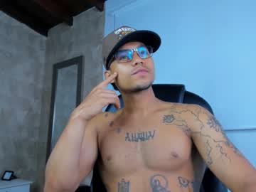 Koji_Hanayama1 Chaturbate stream image from February 04, 2025