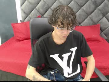 Black_Sant Chaturbate stream image from February 04, 2025