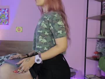 Danna__Castle Chaturbate stream image from February 04, 2025
