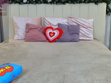Ellaander Chaturbate stream image from February 04, 2025