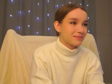 Harrieteasley Chaturbate stream image from February 04, 2025