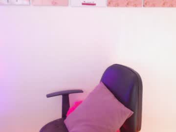 Renata_Ruiz Chaturbate stream image from February 04, 2025