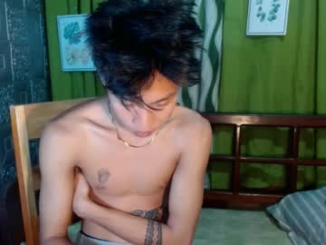 Urguy_Xian Chaturbate stream image from February 04, 2025