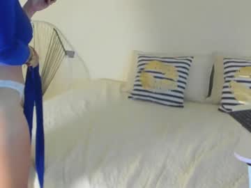 Zully_Love Chaturbate stream image from February 04, 2025
