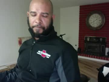 Bigdickjimmywill Chaturbate stream image from February 04, 2025