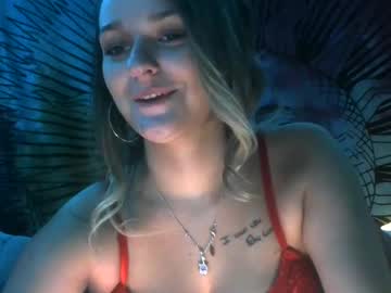 Brat4you Chaturbate stream image from February 04, 2025