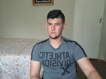 Brendansexyboy098754 Chaturbate stream image from February 04, 2025