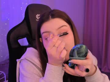 Coralinekeyns Chaturbate stream image from February 04, 2025