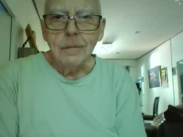Eiker Chaturbate stream image from February 04, 2025