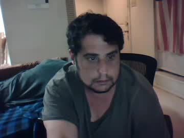 Gitmehard008 Chaturbate stream image from February 04, 2025