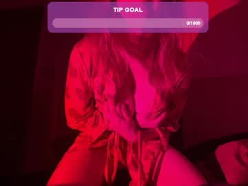 Zodipop Chaturbate stream image from February 04, 2025
