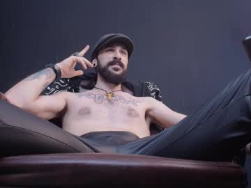 Axelcolton Chaturbate stream image from February 04, 2025