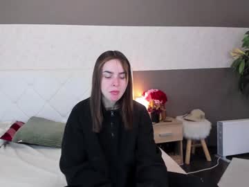 Lunaheadly Chaturbate stream image from February 04, 2025