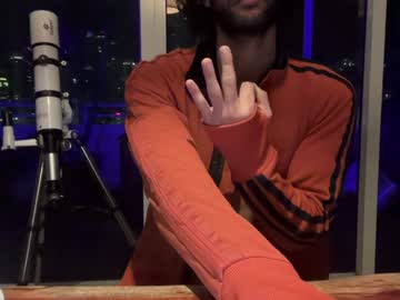 Moremagicmike Chaturbate stream image from February 04, 2025