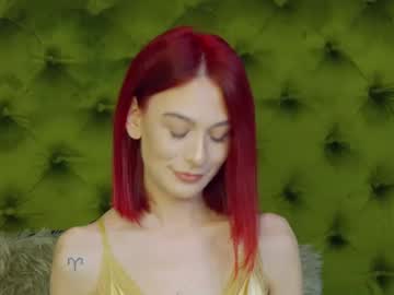 Kloeyadams Chaturbate stream image from February 04, 2025