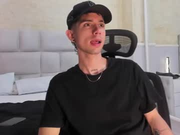 Liiamhudson_ Chaturbate stream image from February 04, 2025