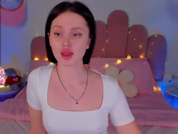 Merylew Chaturbate stream image from February 04, 2025