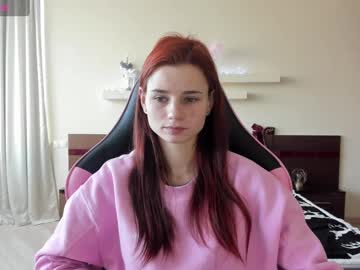 Olivianipple Chaturbate stream image from February 04, 2025