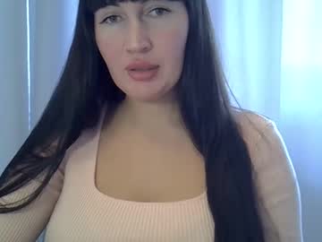 Elvissa25 Chaturbate stream image from February 04, 2025