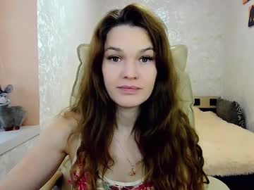 Itslunaday Chaturbate stream image from February 04, 2025
