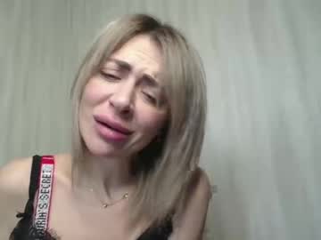 Bettyupardo Chaturbate stream image from February 04, 2025